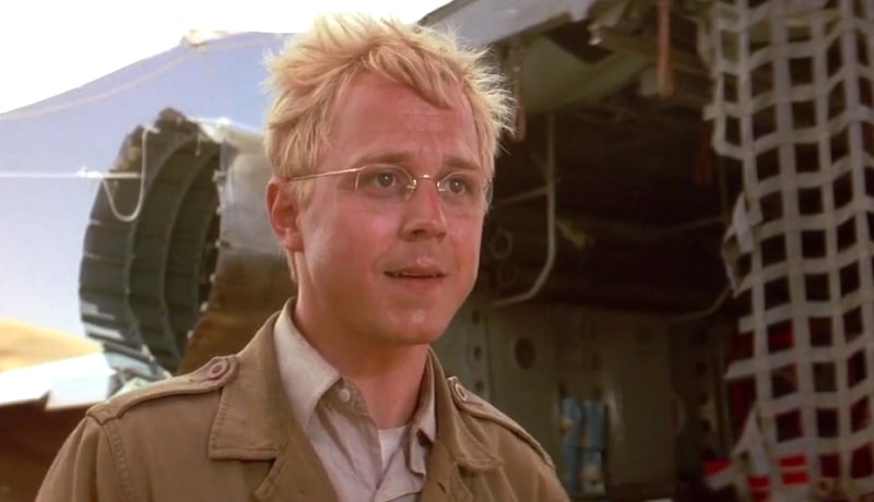 Giovanni Ribisi as Elliot with blonde hair and glasses in Flight of the Phoenix.